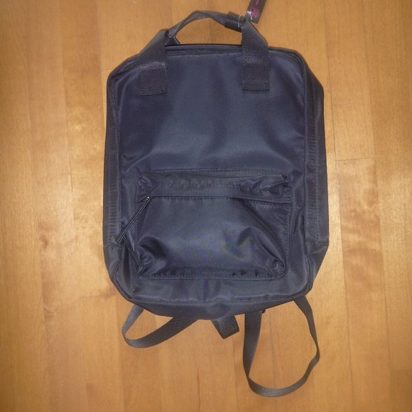square backpack with handles